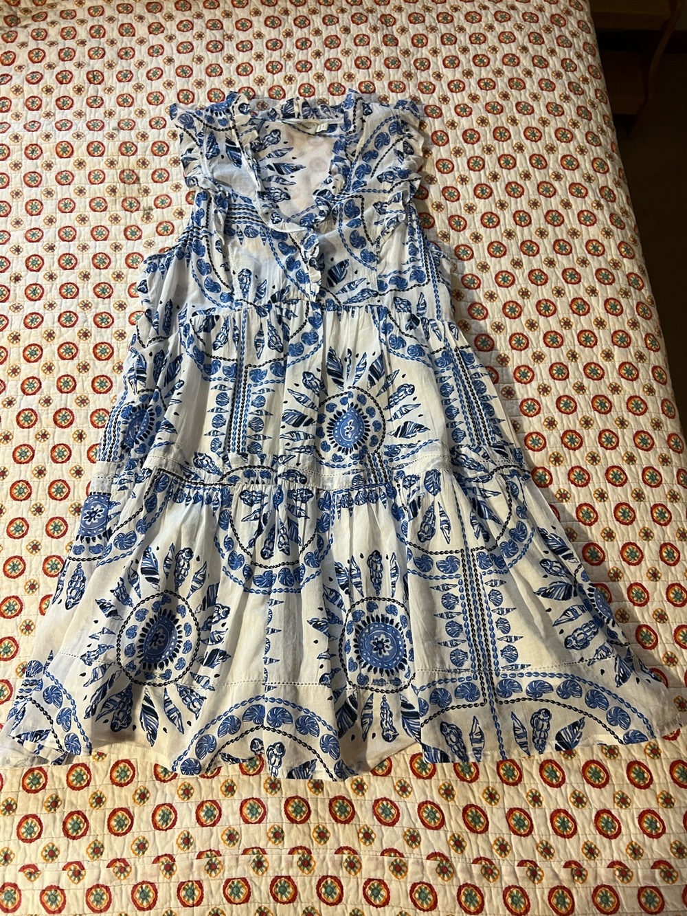 EUC Vineyard Vines Seashell Mosaic White Blue Mini Dress size small retails $158
